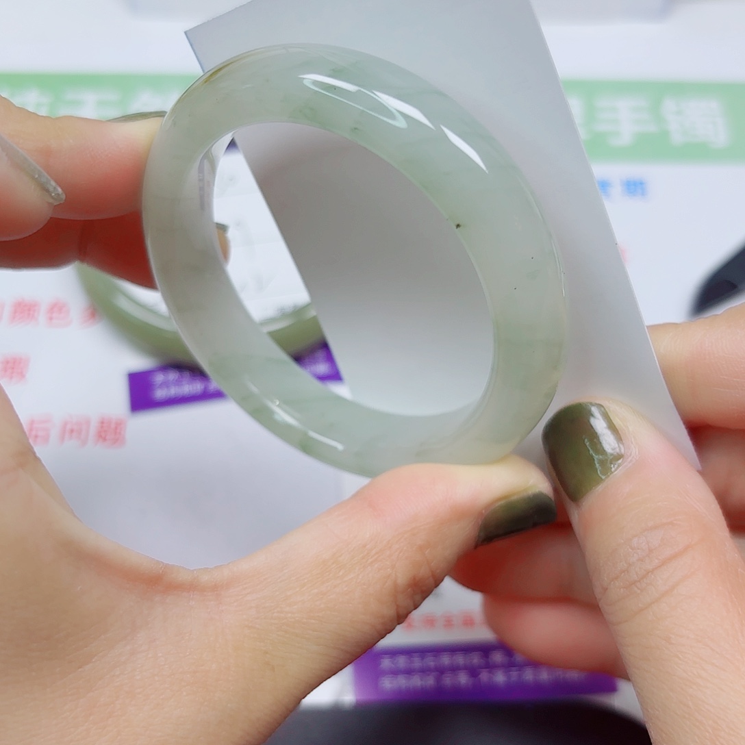 石英质玉未镶嵌手镯31/52