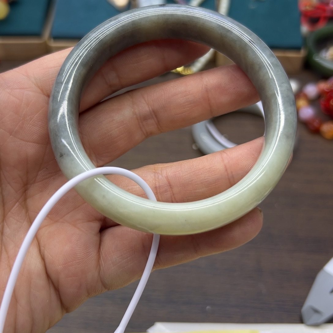 和田玉未镶嵌手镯59.6圈围2025瑕