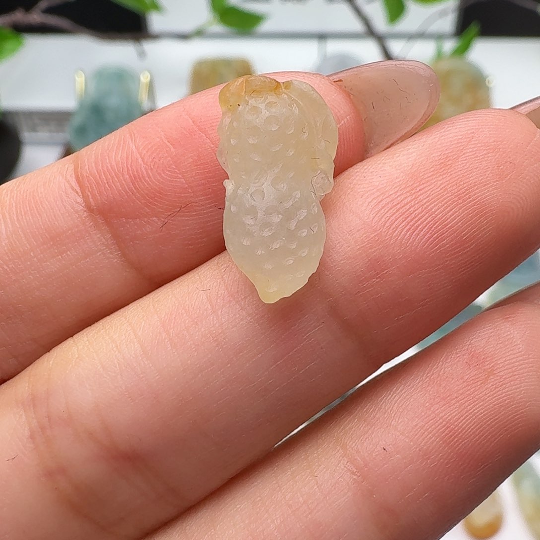 定制翡翠未镶嵌毛货