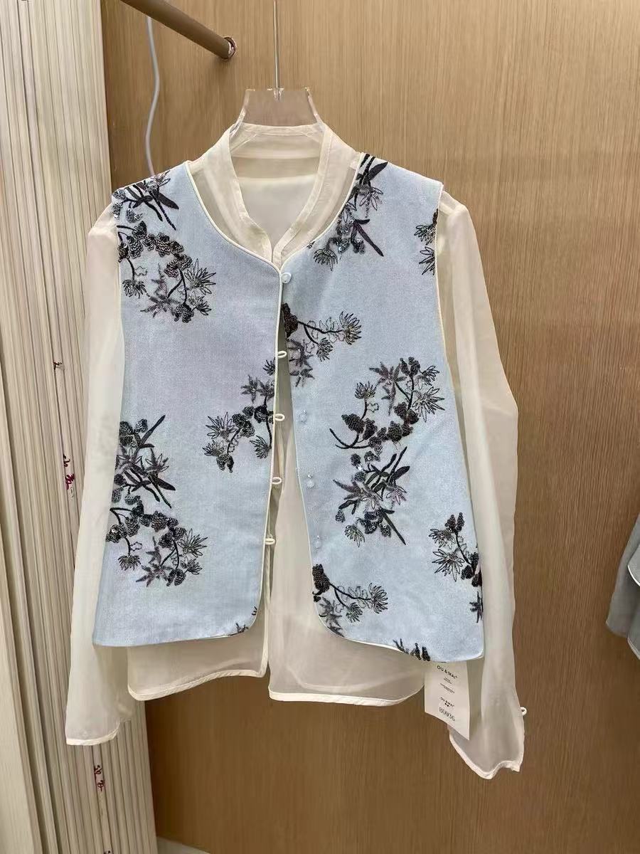2025春新款国风重工刺绣圆领气质通勤马甲显瘦百搭无袖