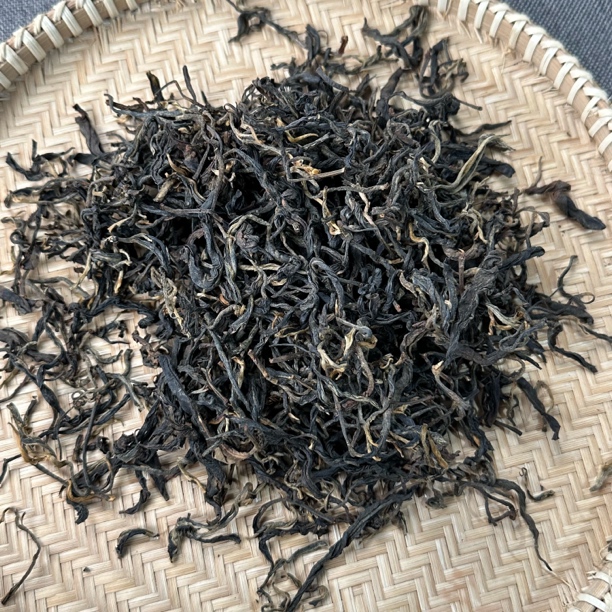 2025年梁子古树晒红春尾（9号茶农12月12号）