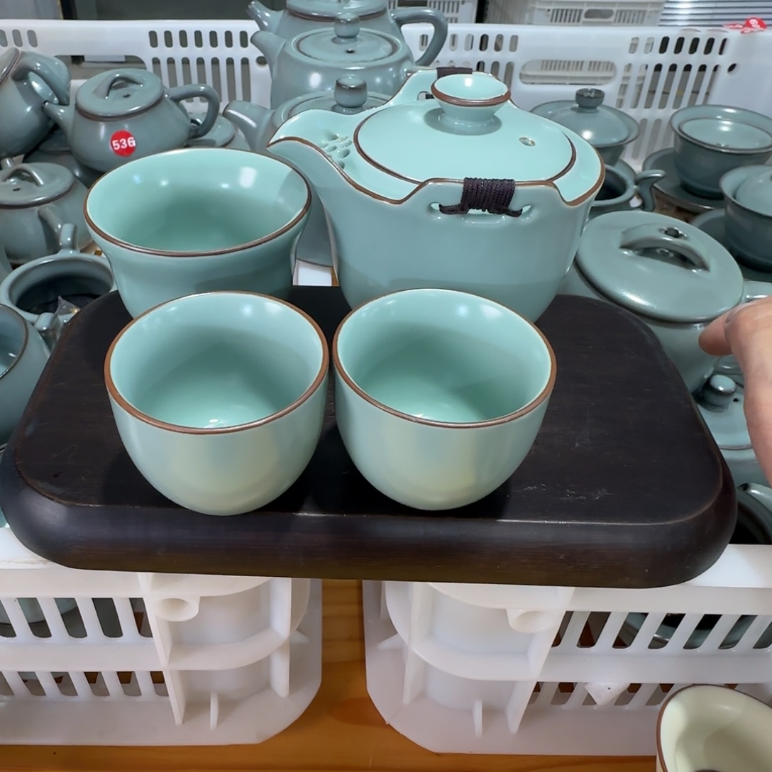 瓷片小微瑕。。。。。。。。