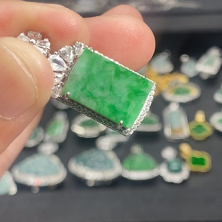 翡翠银S925镶嵌颈饰