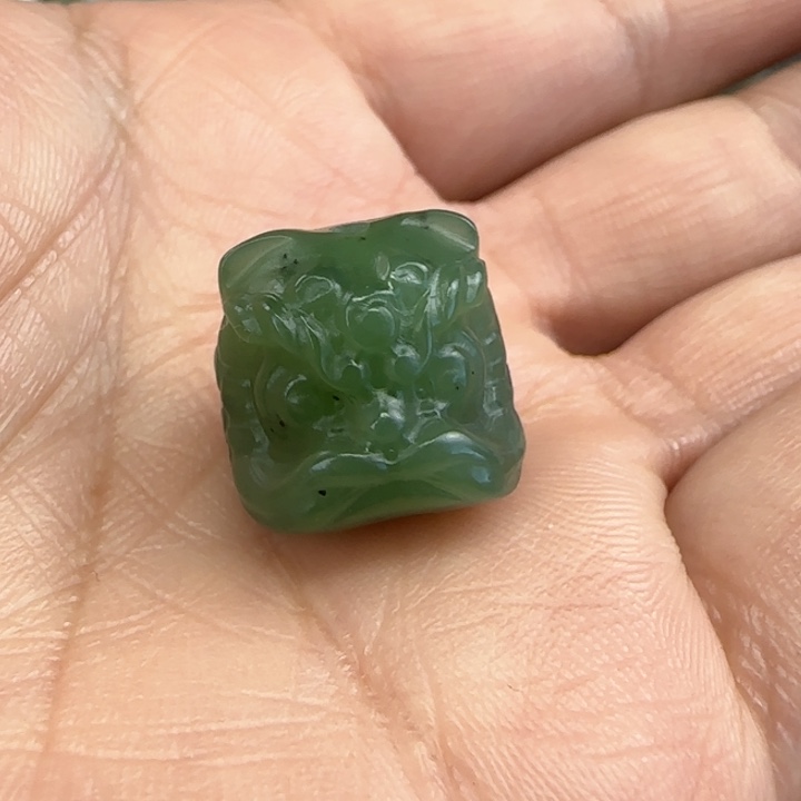 和田玉（碧玉）颈饰未镶嵌定制