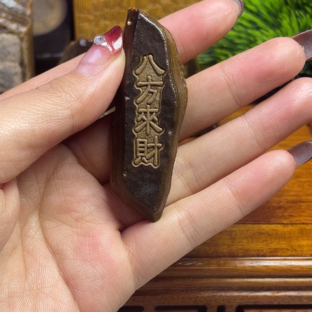 戈壁石24886654785625585