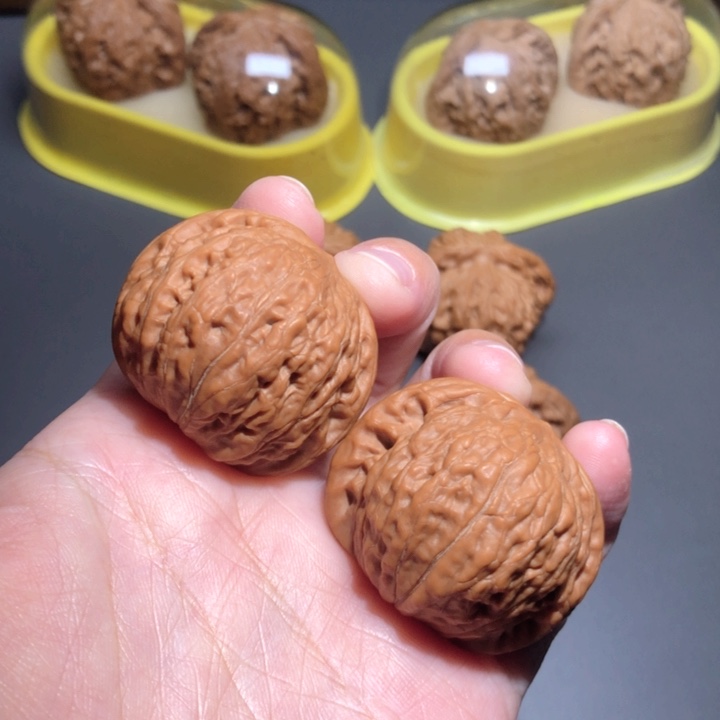 文玩核桃把件一*37.8铁锤全品