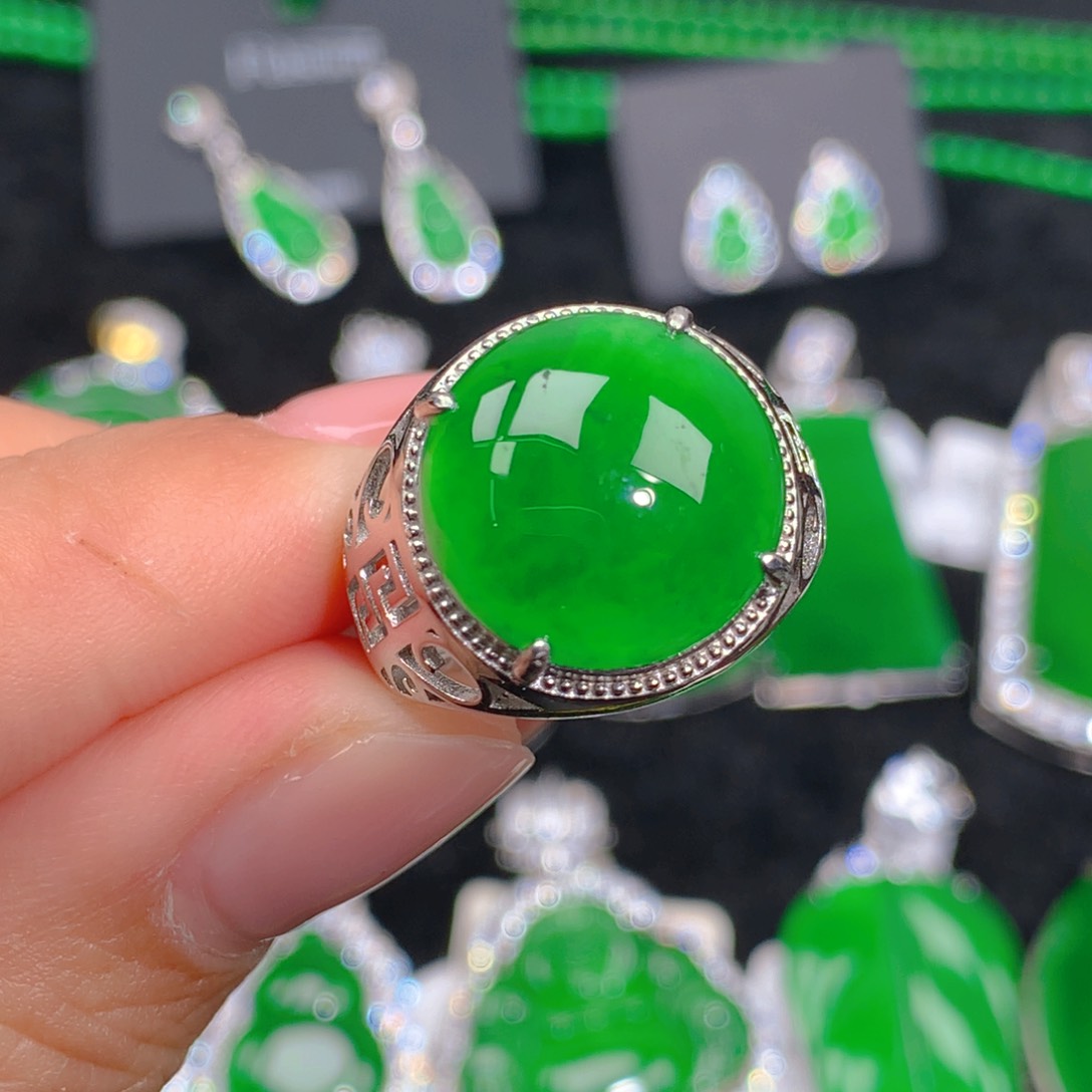 翡翠戒指银S925镶嵌翡翠