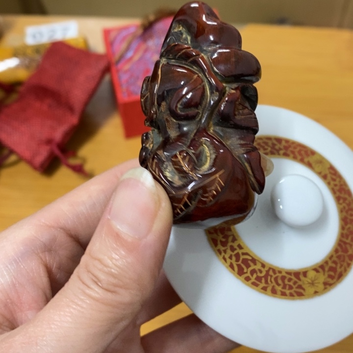 瓷片哈中古工艺品一件