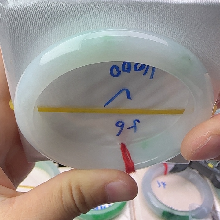 未镶嵌手镯翡翠翡翠手镯