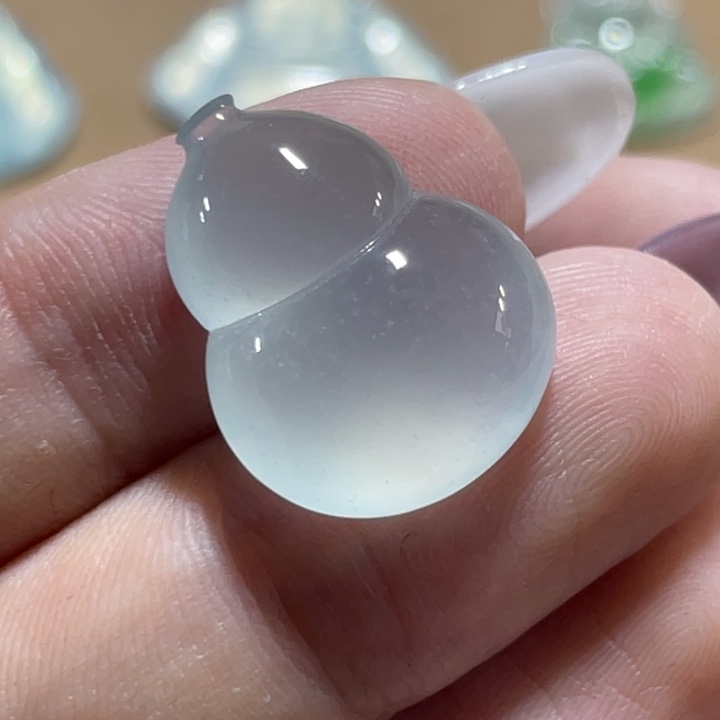 定制翡翠未镶嵌葫芦