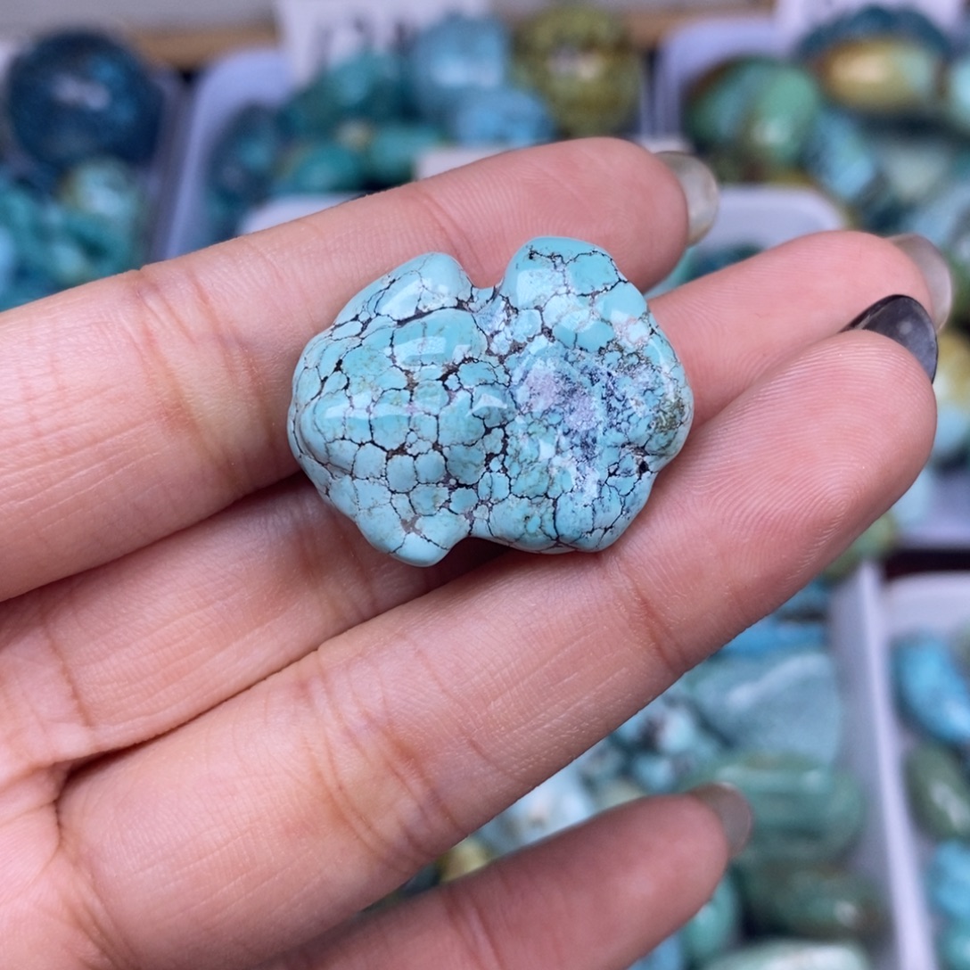 绿松石未镶嵌挂件