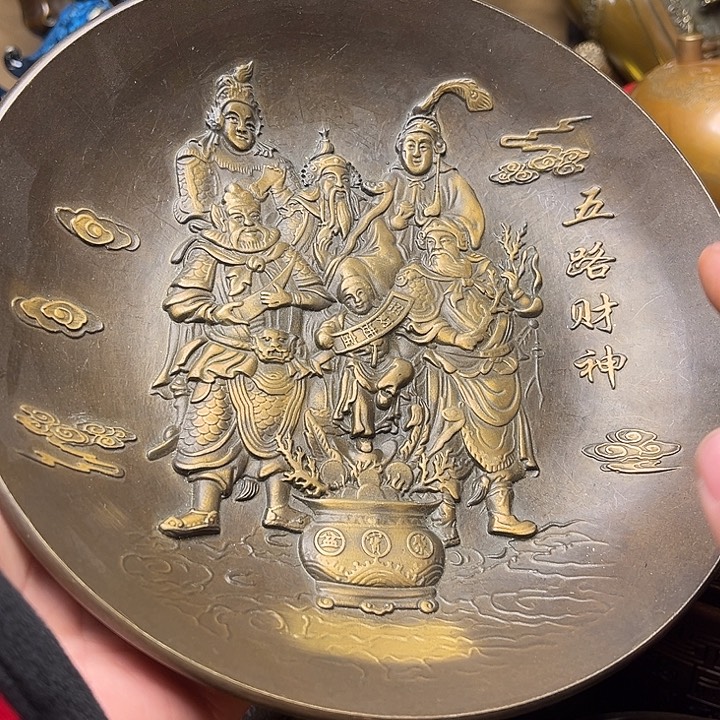 精美铜器批发档口
