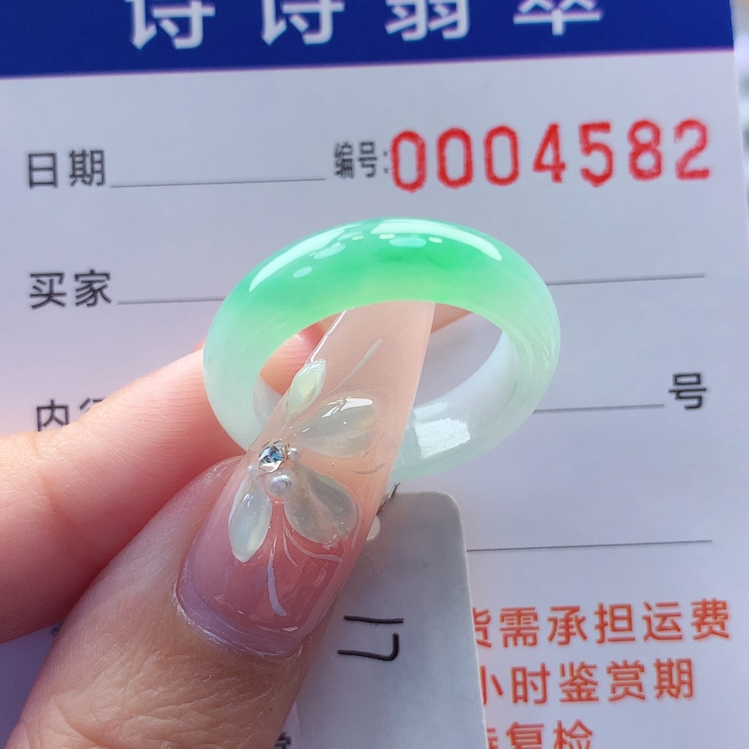 翡翠戒指未镶嵌缅甸A货