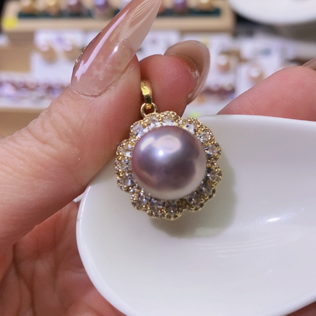 淡水珍珠颈饰合金
