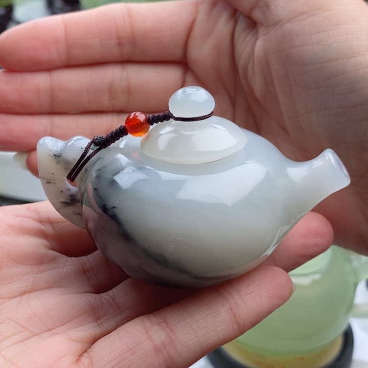岫玉四大名玉手把壶未镶嵌