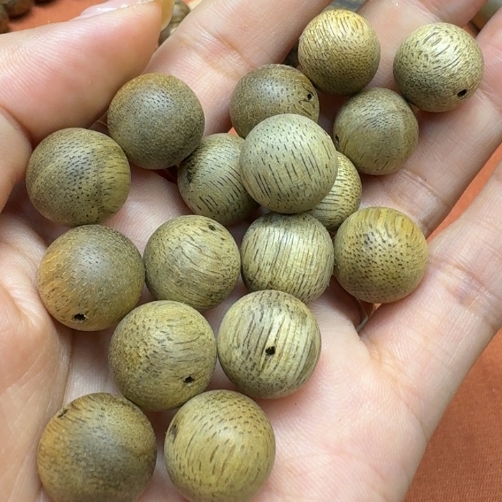 大叶紫檀（黑酸枝木类）