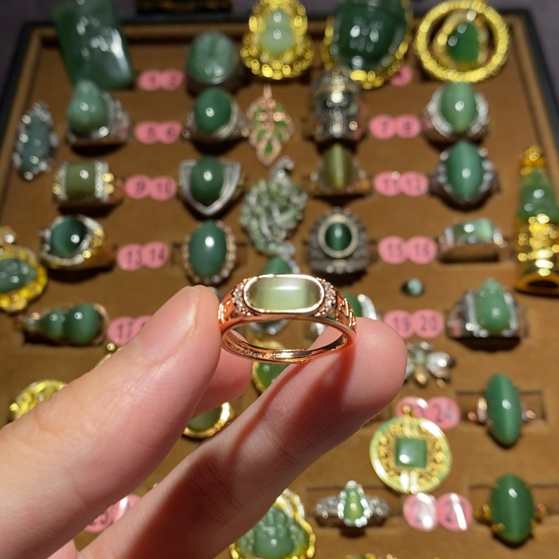 和田玉（碧玉）未镶嵌戒指