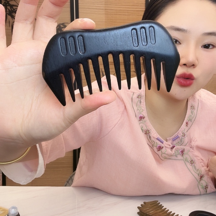 紫光檀小月梳子微瑕疵