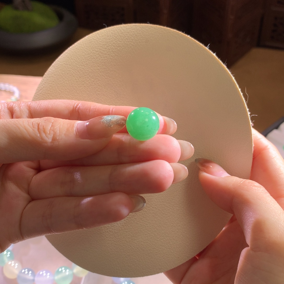 散珠翡翠天然缅a绿色单珠