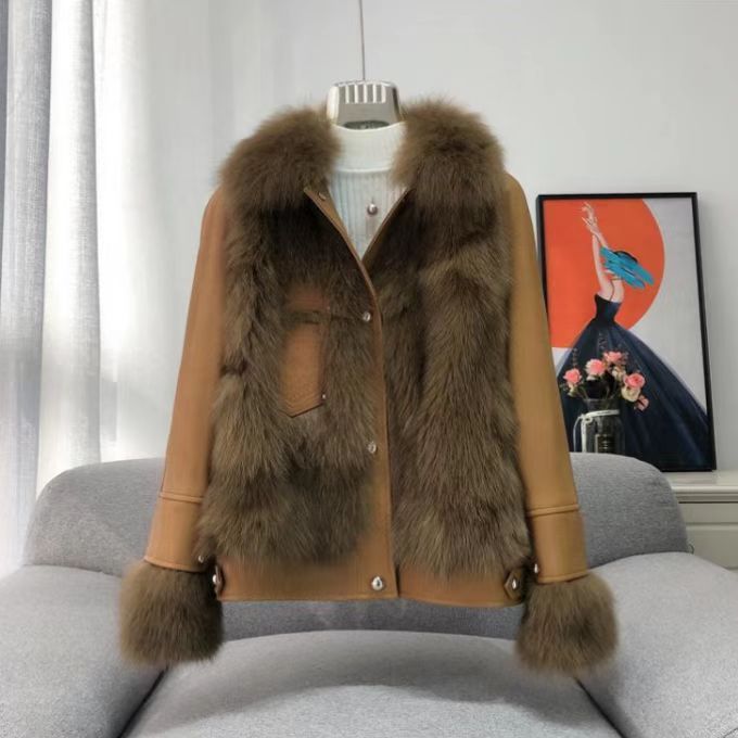 洋气2025冬季女装外套轻奢新款【图片仅供参考以直播间过款为准】