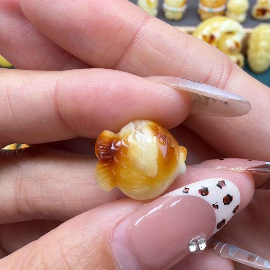 蜜蜡未镶嵌裸石蜜蜡