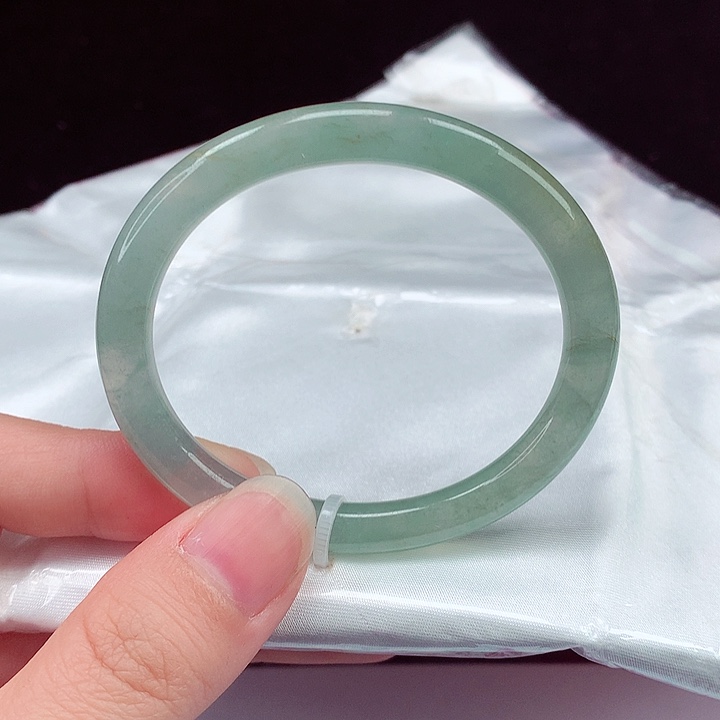 翡翠手镯未镶嵌翡翠贵妃54