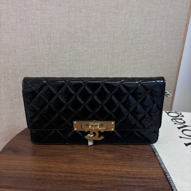 95新 Chanel/香奈儿 chanel黑色漆皮链条包单肩包