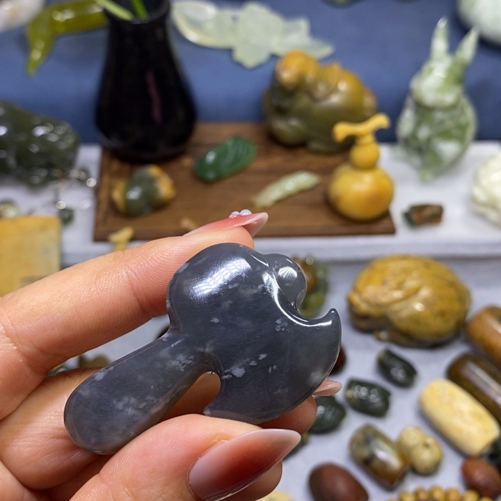 蛇纹石玉未镶嵌岫玉