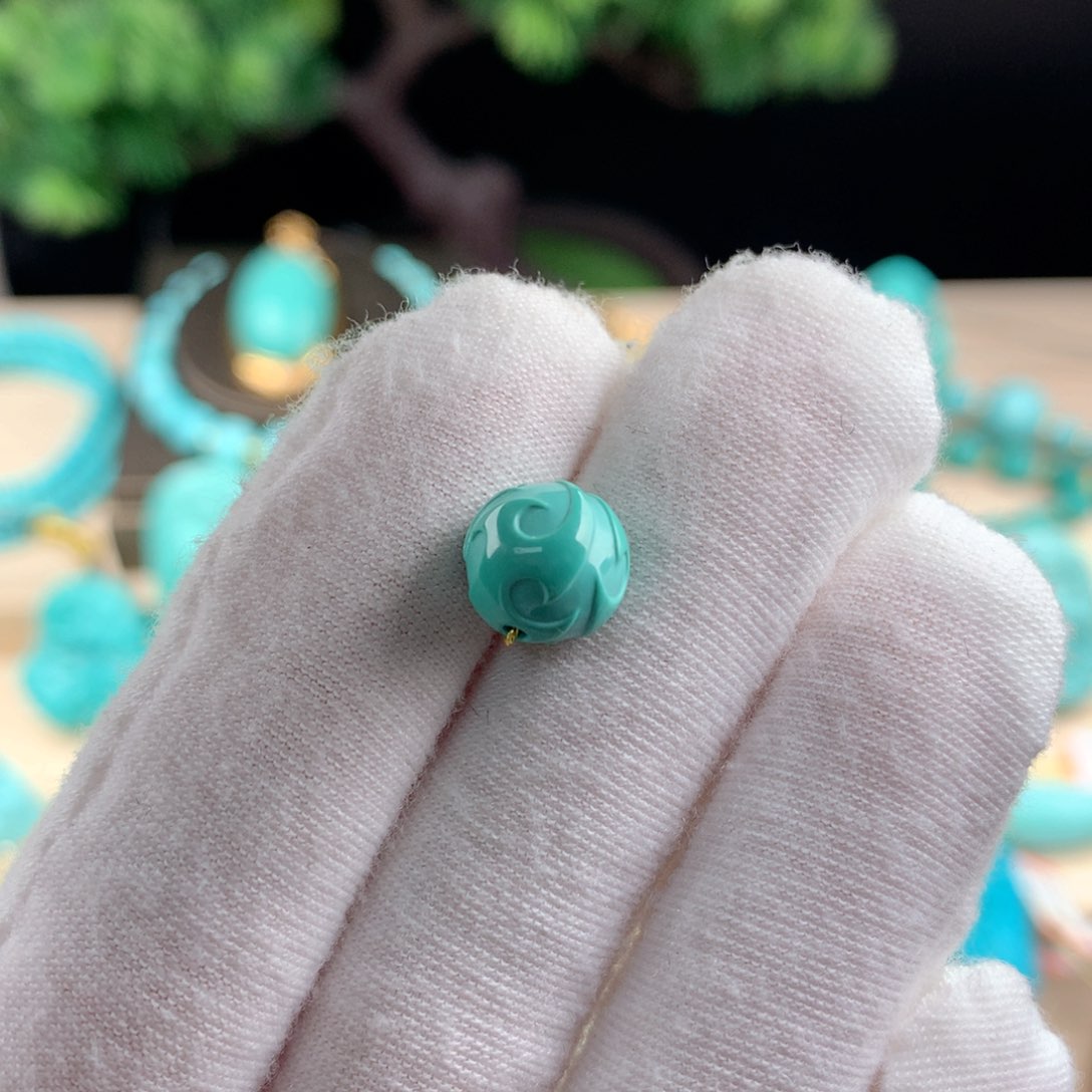 绿松石圆珠卡9.5未镶嵌