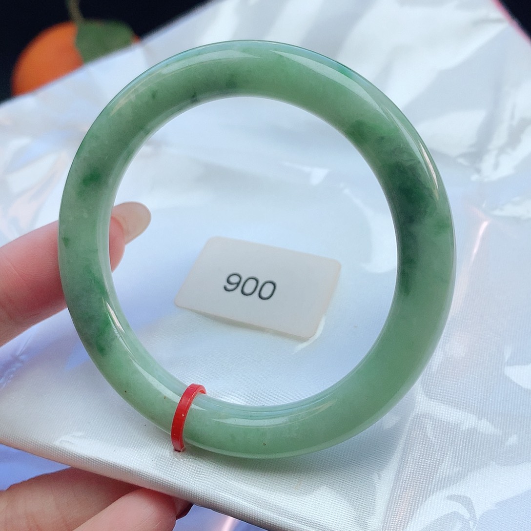 翡翠手镯未镶嵌51圆条880900