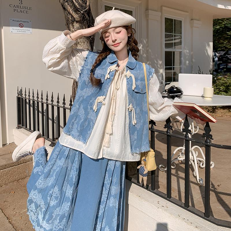 新中式国风牛仔套装裙女春秋2024新款衬衫超好看盘扣半身裙三件套