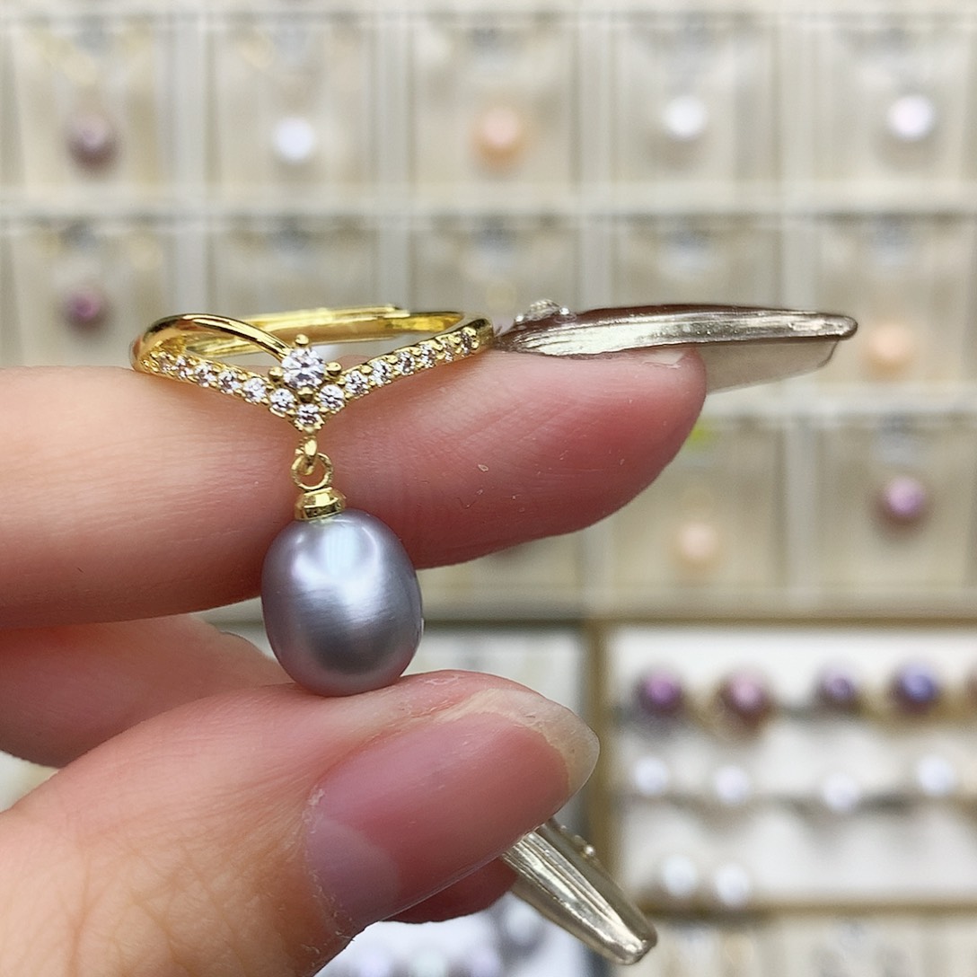 淡水珍珠颈饰合金