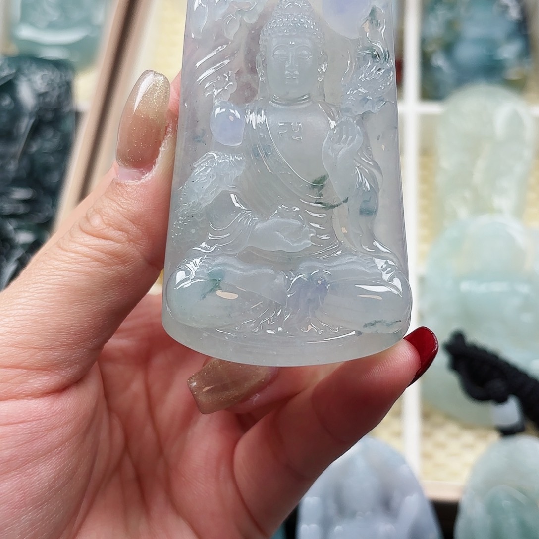 翡翠颈饰未镶嵌F**g大日