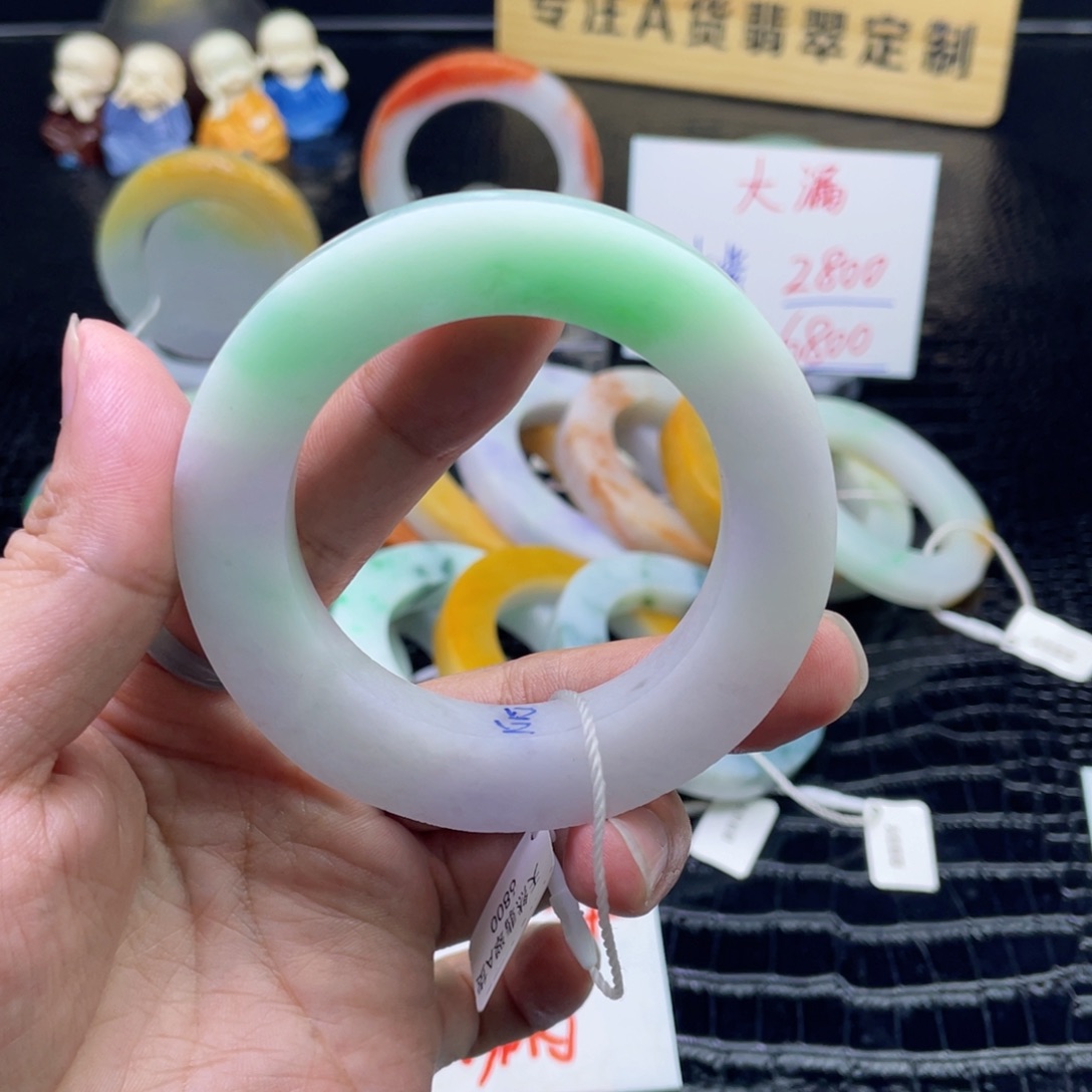 定制翡翠未镶嵌是***啊