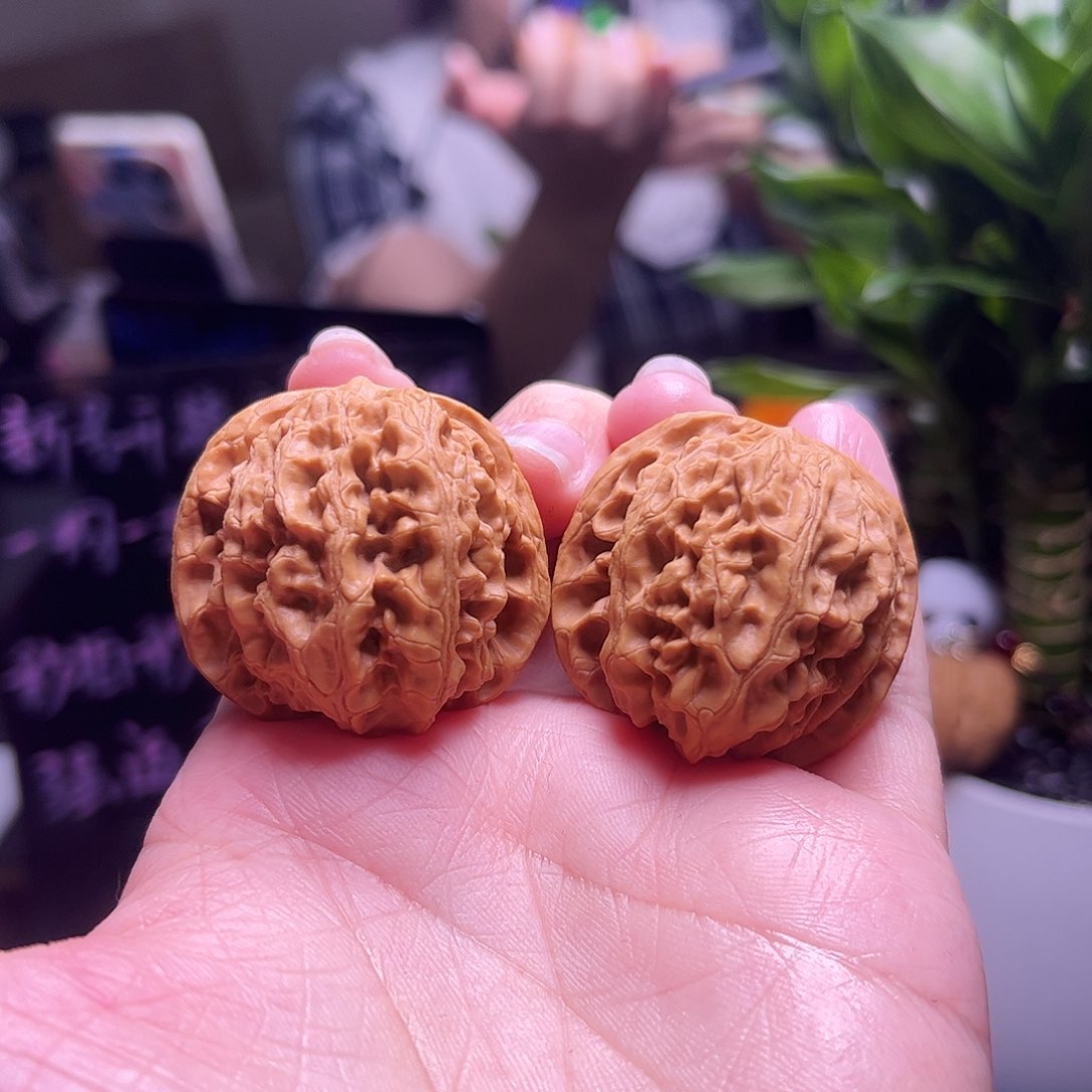 文玩核桃吊坠35尺苹果29