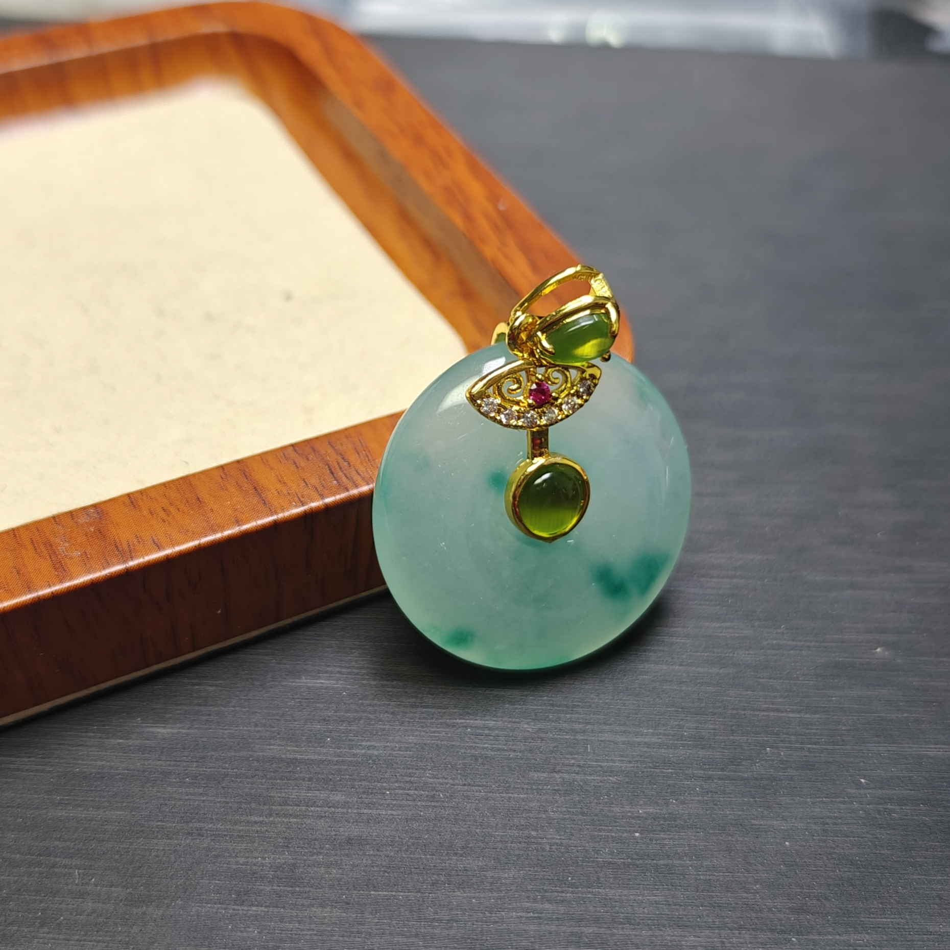 [停业清货]冰蓝绿飘天山翠平安扣吊坠-赠链-258-多样性发一