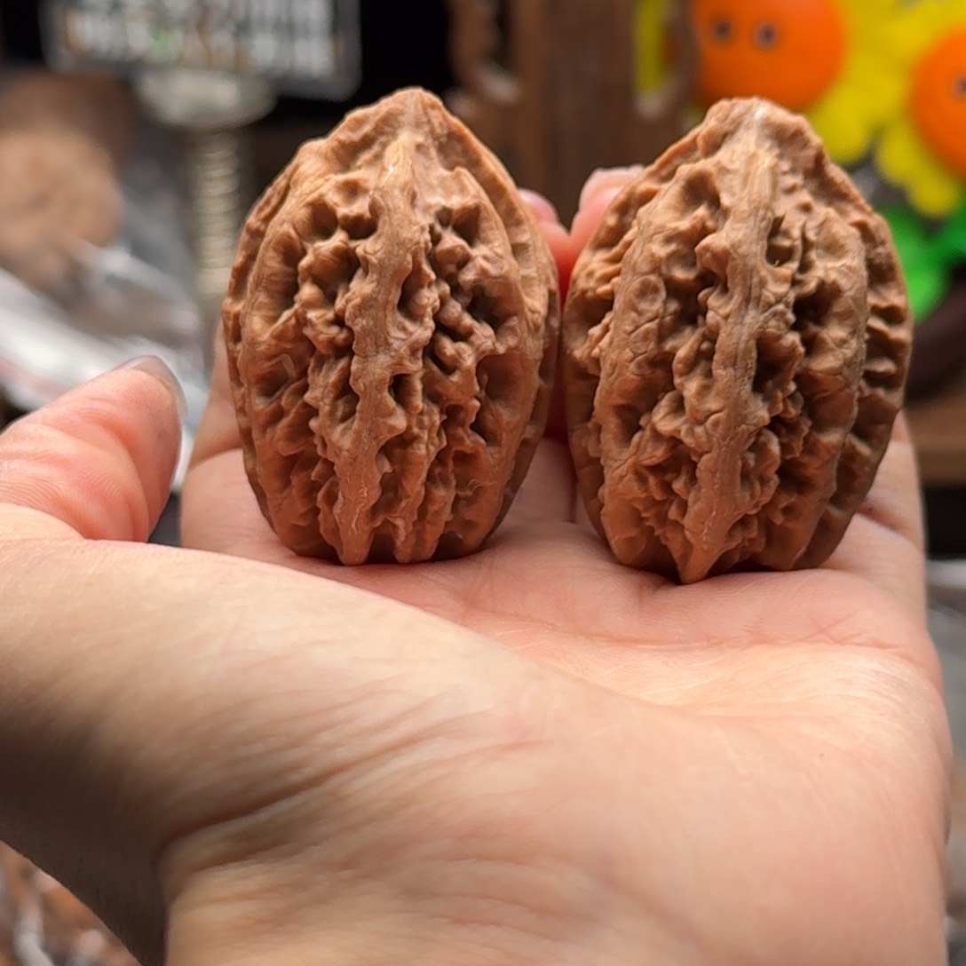 文玩核桃把件关东木子楸百核86花皮