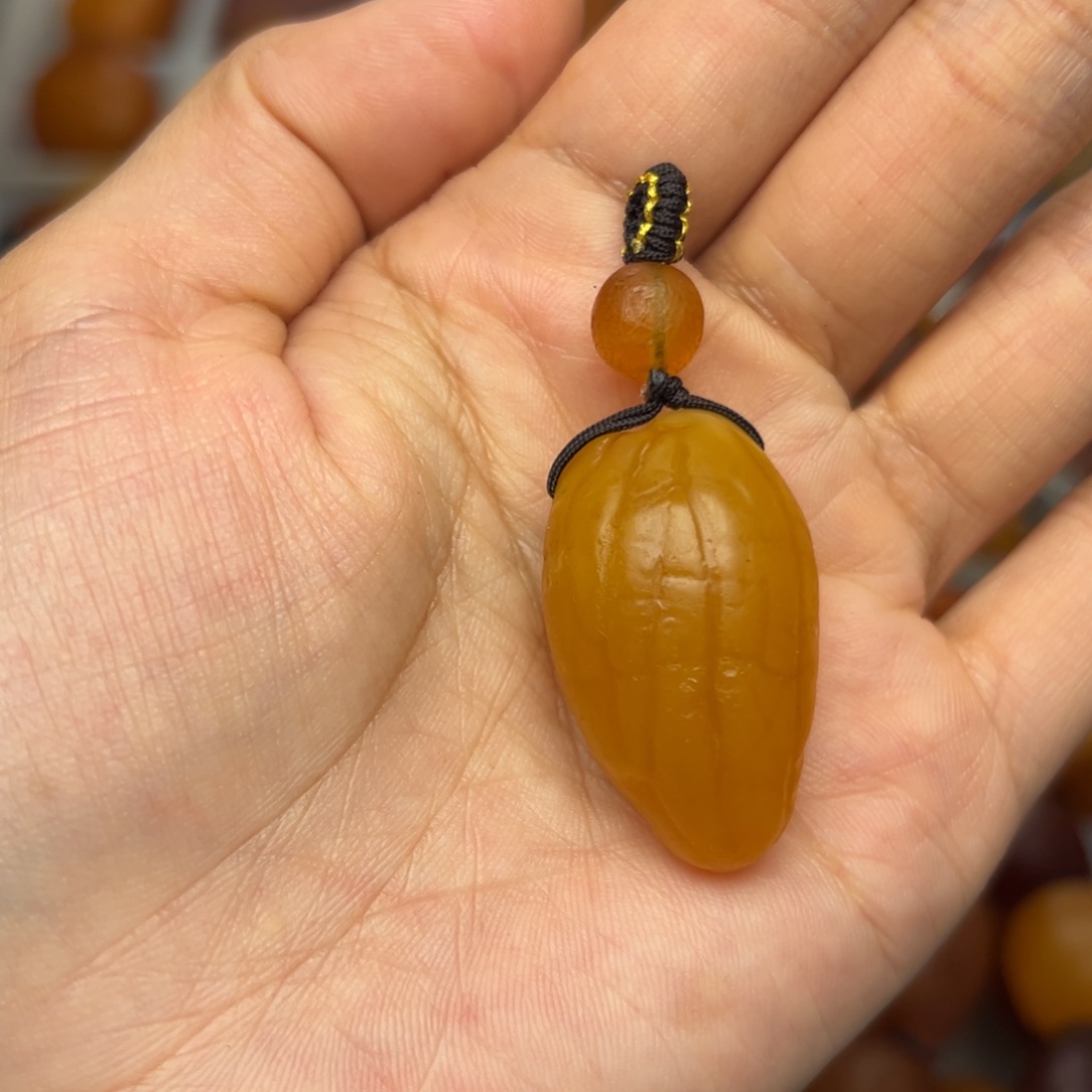 琥珀裸石未镶嵌天然蜜蜡
