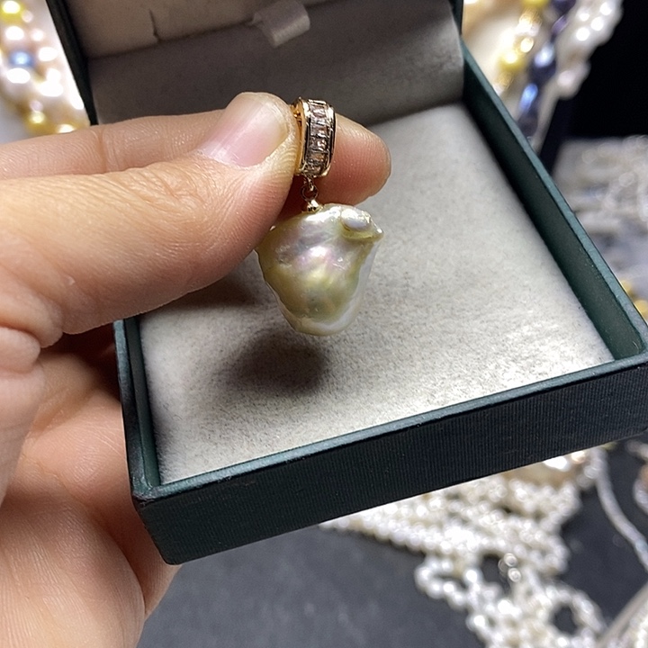 未镶嵌颈饰淡水珍珠