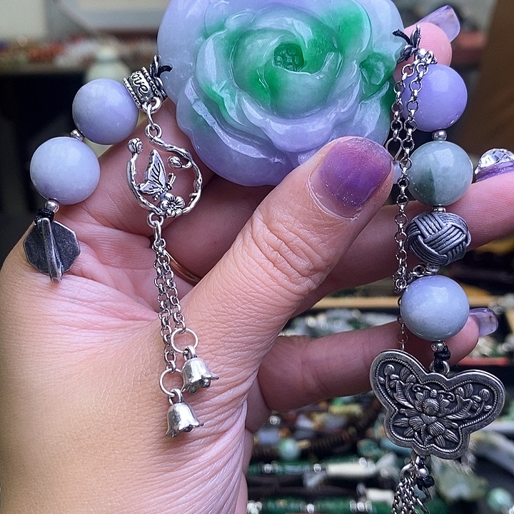 雯***迷翡翠未镶嵌吊坠(赠链)650