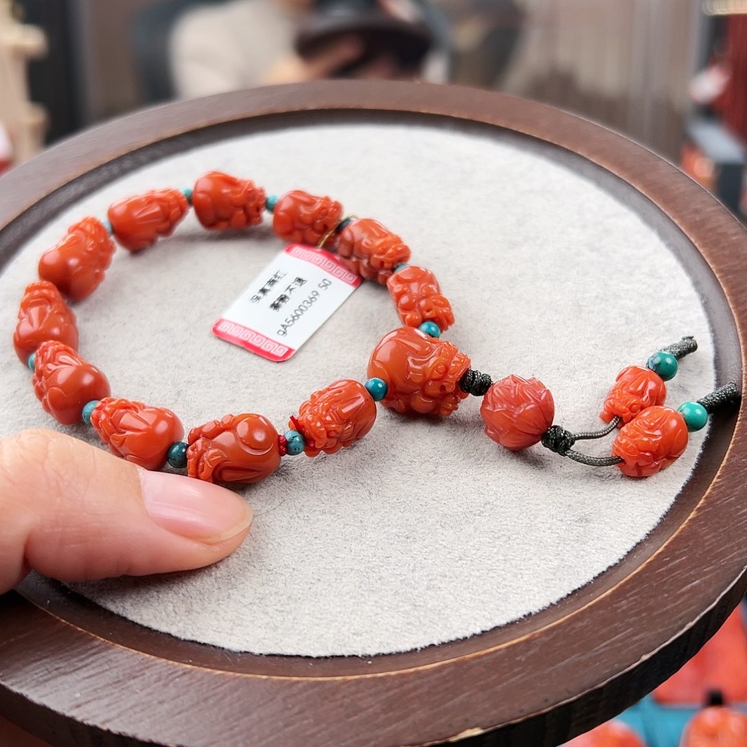 南红玛瑙手串未镶嵌