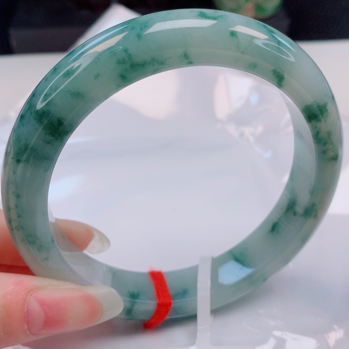 未镶嵌手镯翡翠61圈