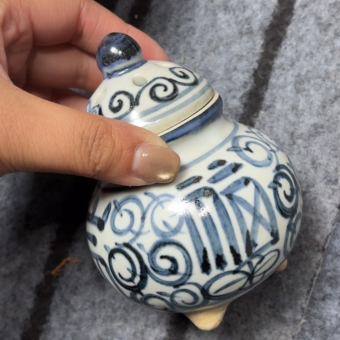 摆件陶黑**事陶瓷艺术作品