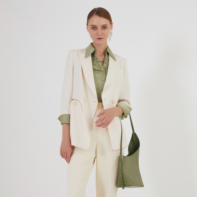 【小花】莱芙艾迪儿中长外套1W1W68116