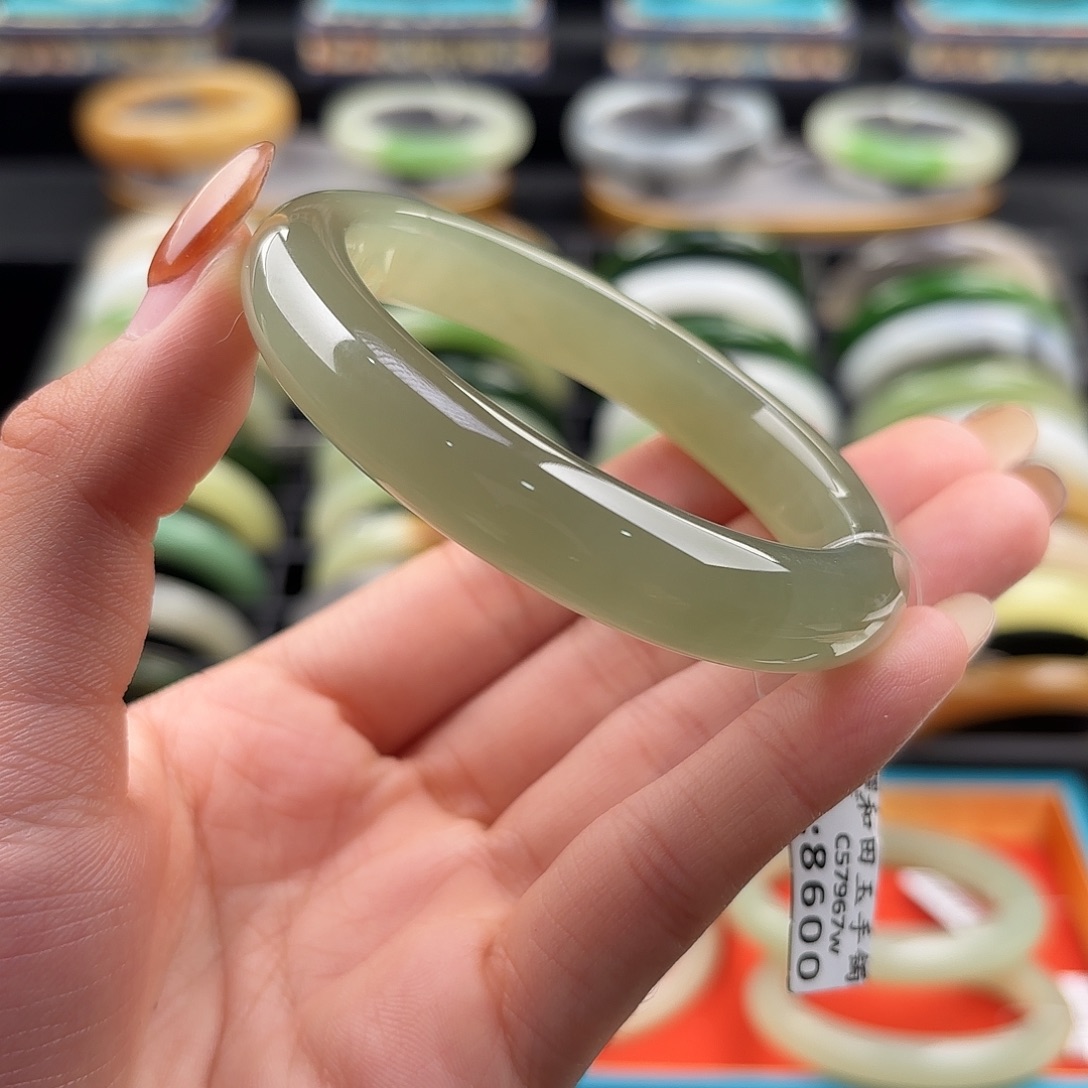 和田玉未镶嵌手镯56.9