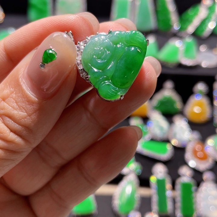 翡翠银S925镶嵌颈饰