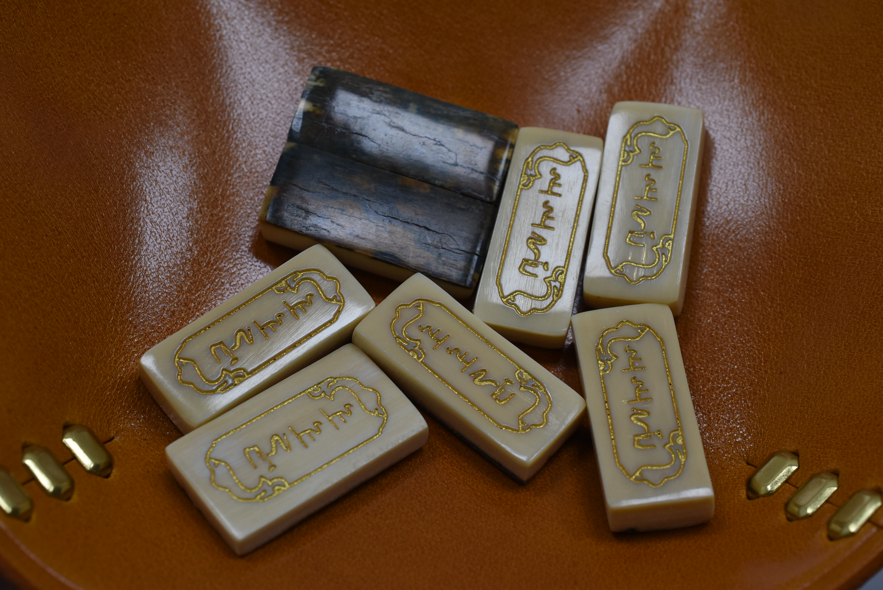 天然保真原色猛犸牙精选原皮上上签挂坠吊坠皮色随机发