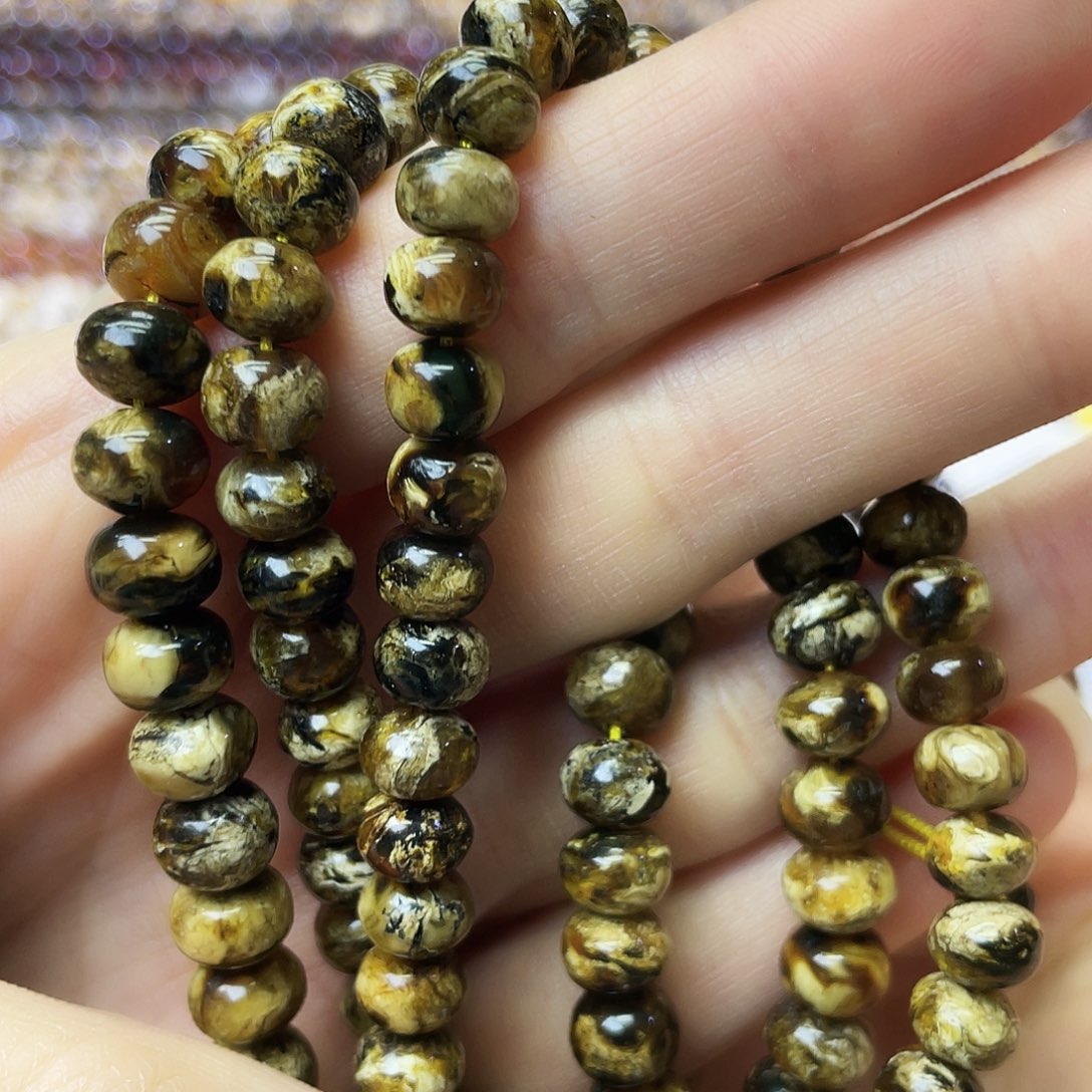 琥珀未镶嵌裸石7+