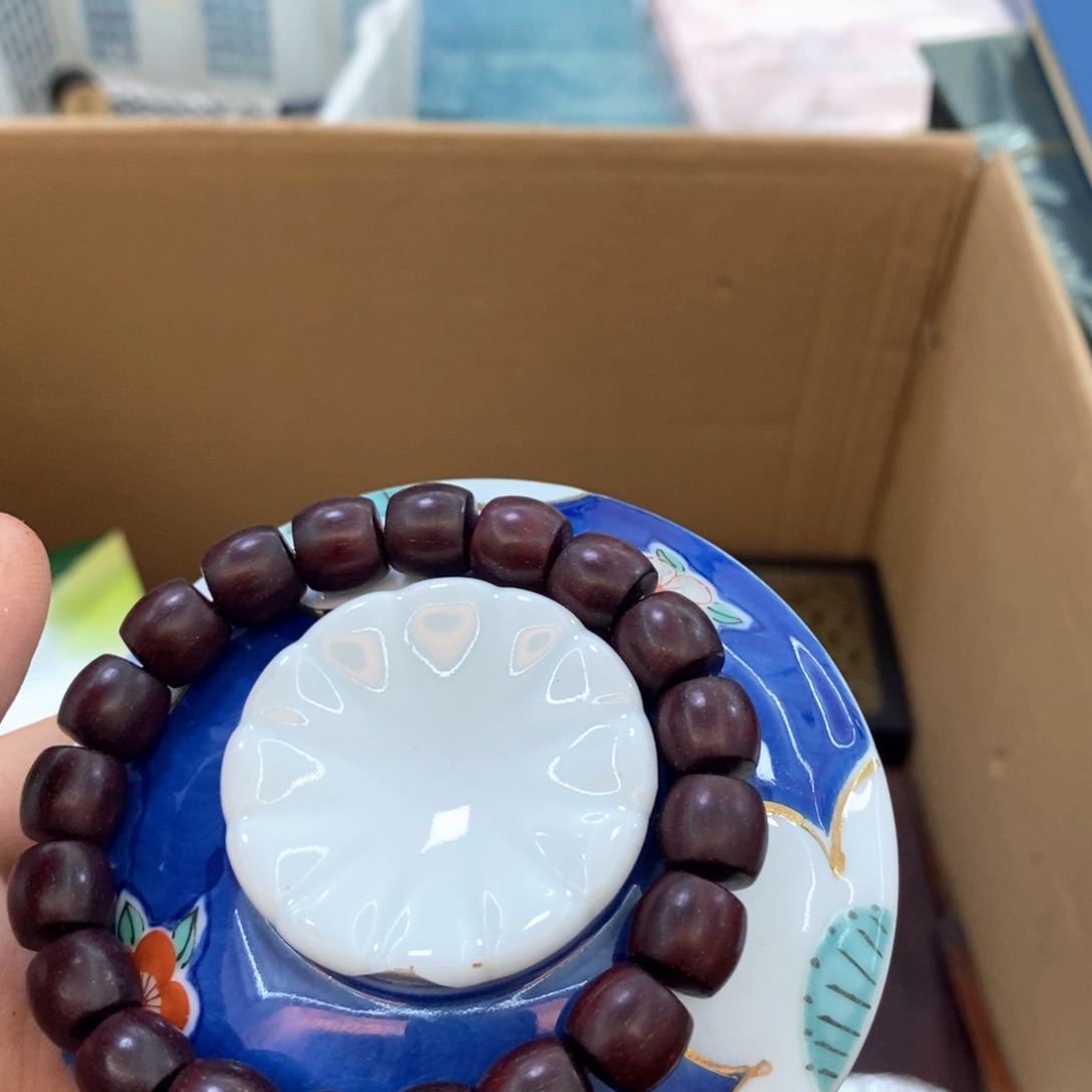 瓷片哈哈哈哈哈哈哈哈哈v