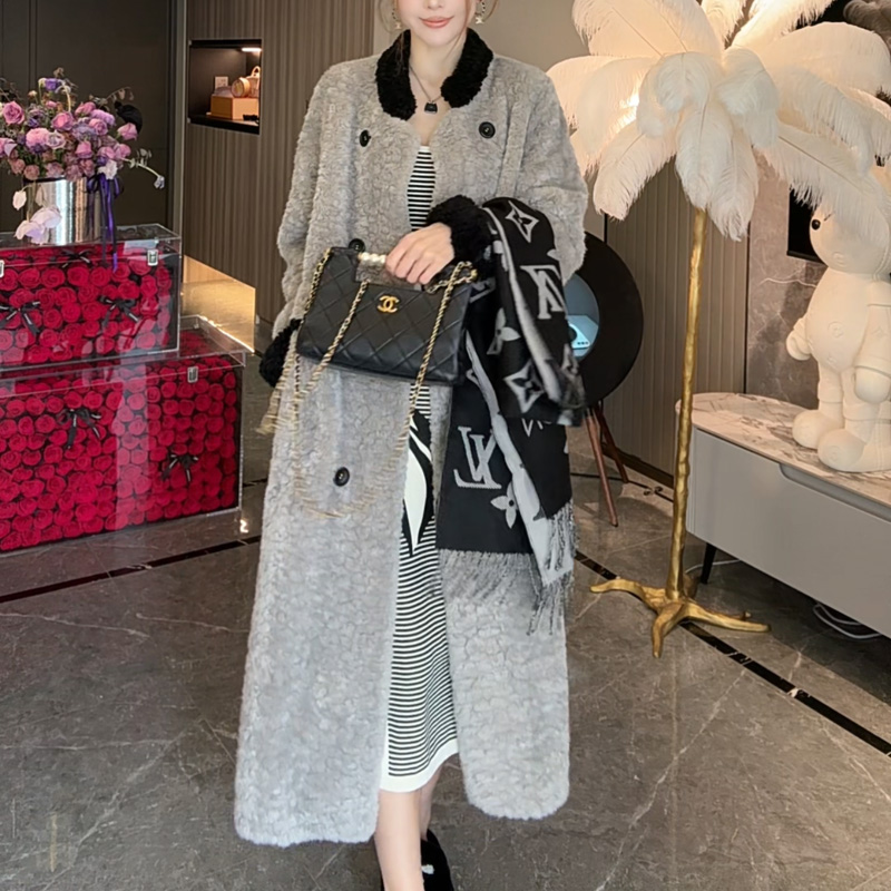 【慧耶慧】2025秋冬新款女士时尚百搭原创设计外套小香风大衣2857